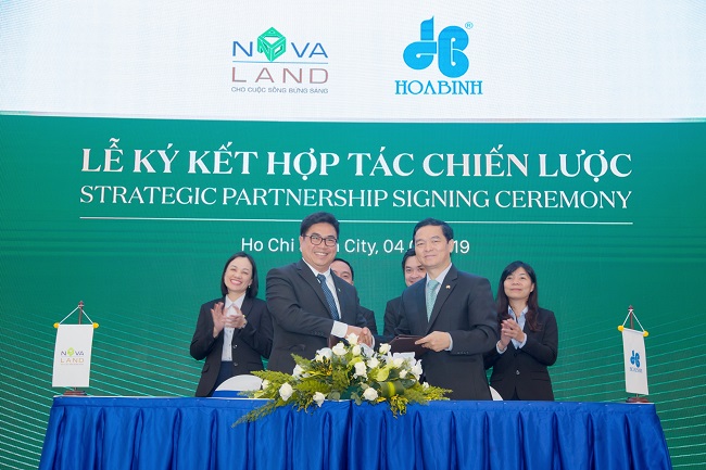 Novaland Expo tháng 12/2019 thu hút nhiều ‘người khổng lồ’ tham gia