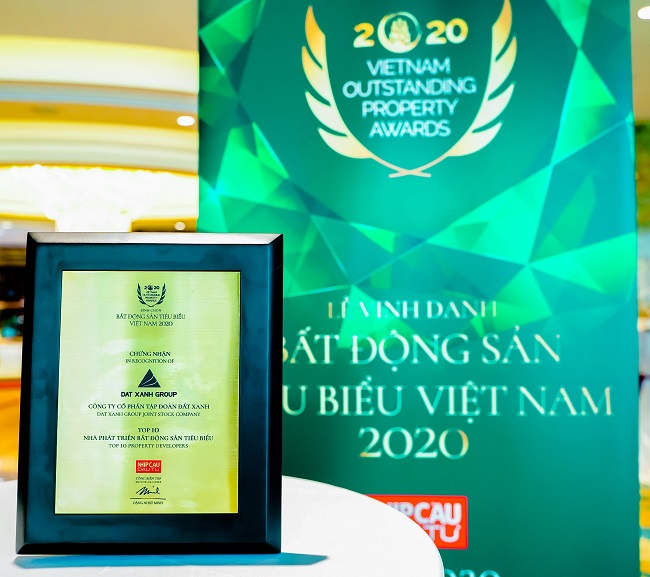 Tập đoàn Đất Xanh tiếp tục được vinh danh “Nhà phát triển bất động sản tiêu biểu” 1