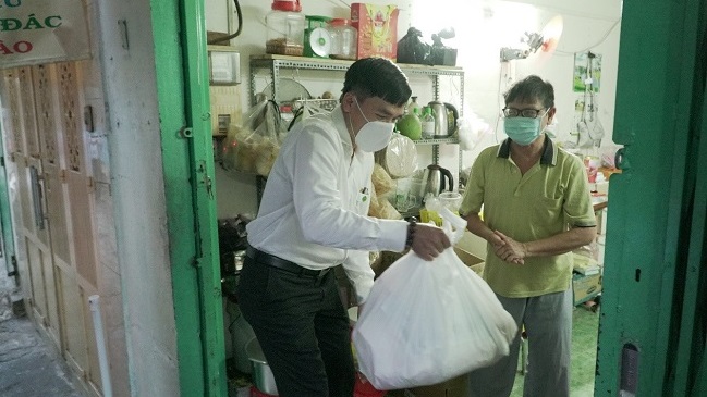 Lan tỏa yêu thương giữa đại dịch Covid – 19