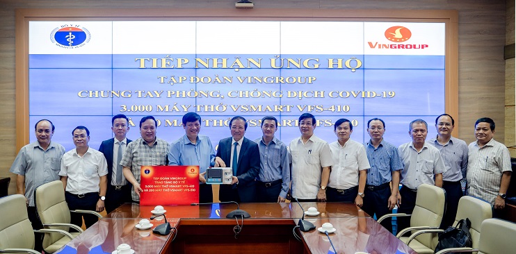 Vingroup tặng 1.700 máy thở xâm nhập và tài trợ hóa chất cho 56.000 xét nghiệm Covid-19