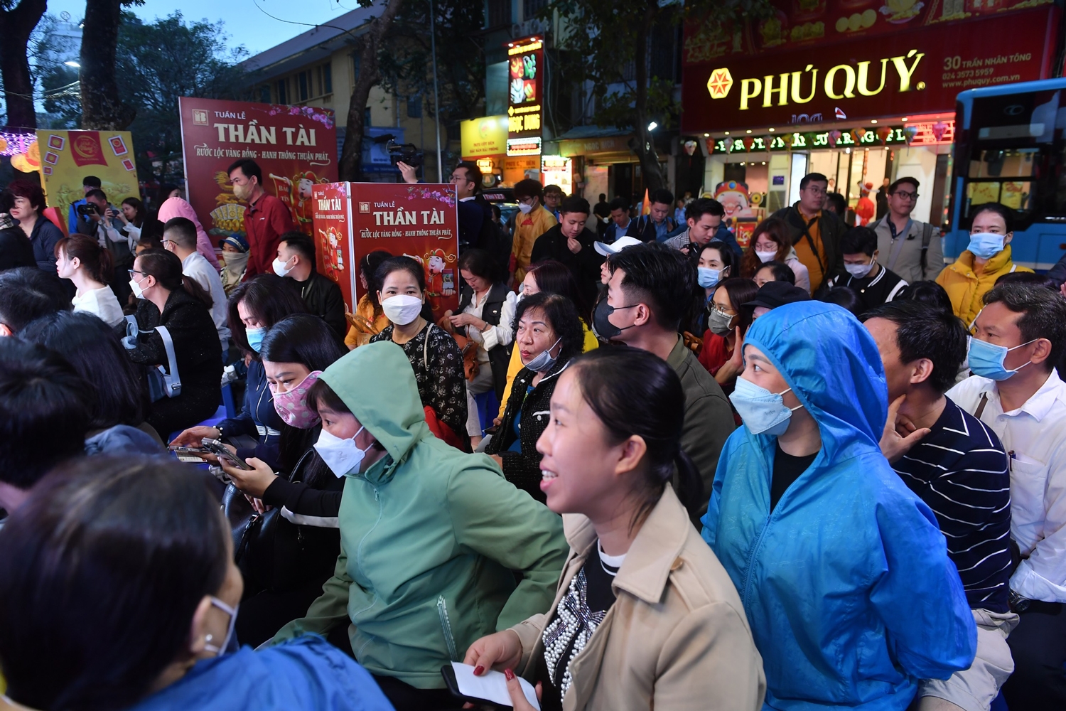 ‘Trị’ chênh lệch giá vàng 1