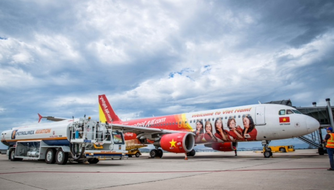 'Cơn đau đầu' của nữ tỷ phú Vietjet Air