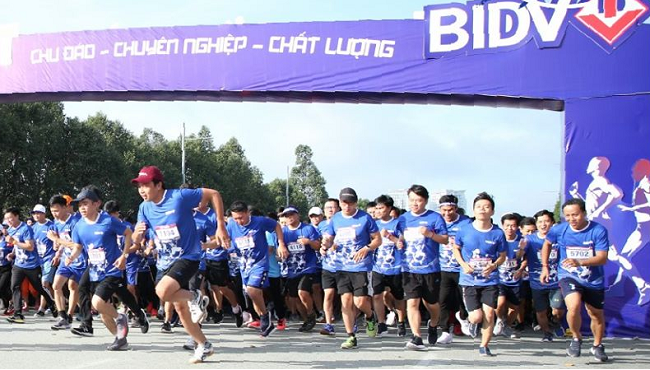Nguồn ngoại tệ tỷ đô ồ ạt đổ vào ngân hàng Việt Nam