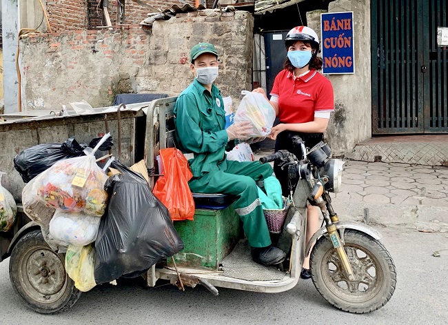 SeABank trao tặng 35,2 tấn gạo cho người nghèo trên toàn quốc 2