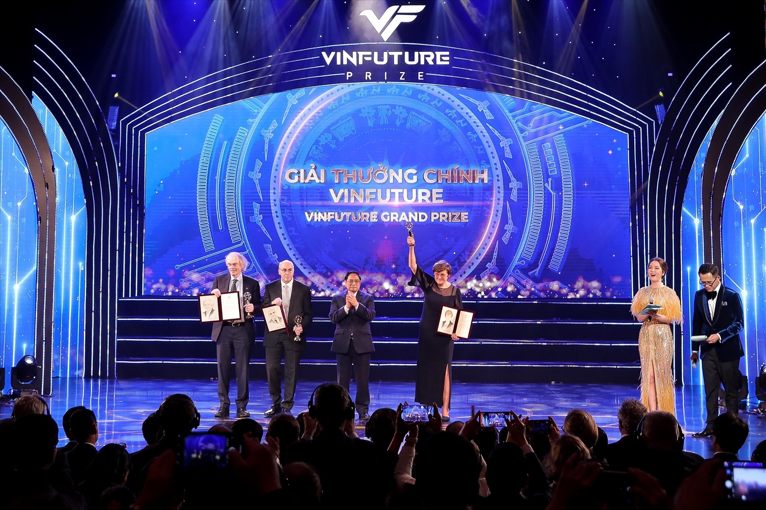 VinFuture công bố chủ nhân các giải thưởng phụng sự nhân loại năm 2021