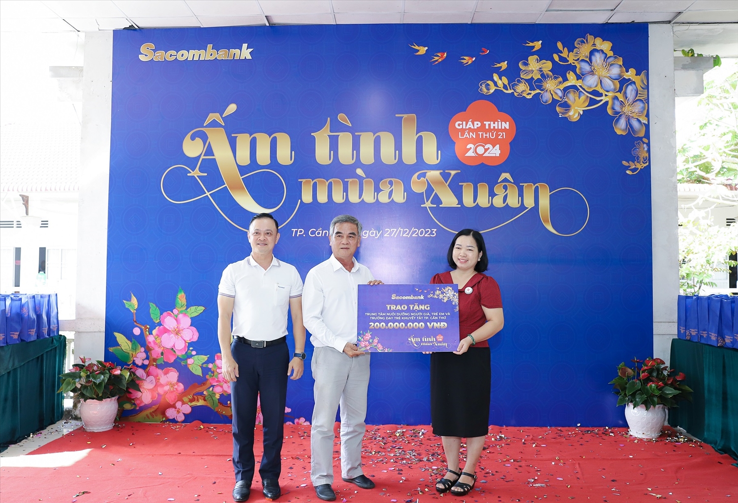 21 năm Sacombank lan tỏa yêu thương, mang mùa xuân ấm đến cộng đồng 2