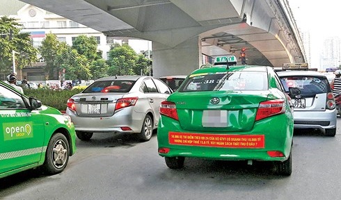 Cuộc chiến taxi: Taxi truyền thống bất lực trong cuộc chơi? 1