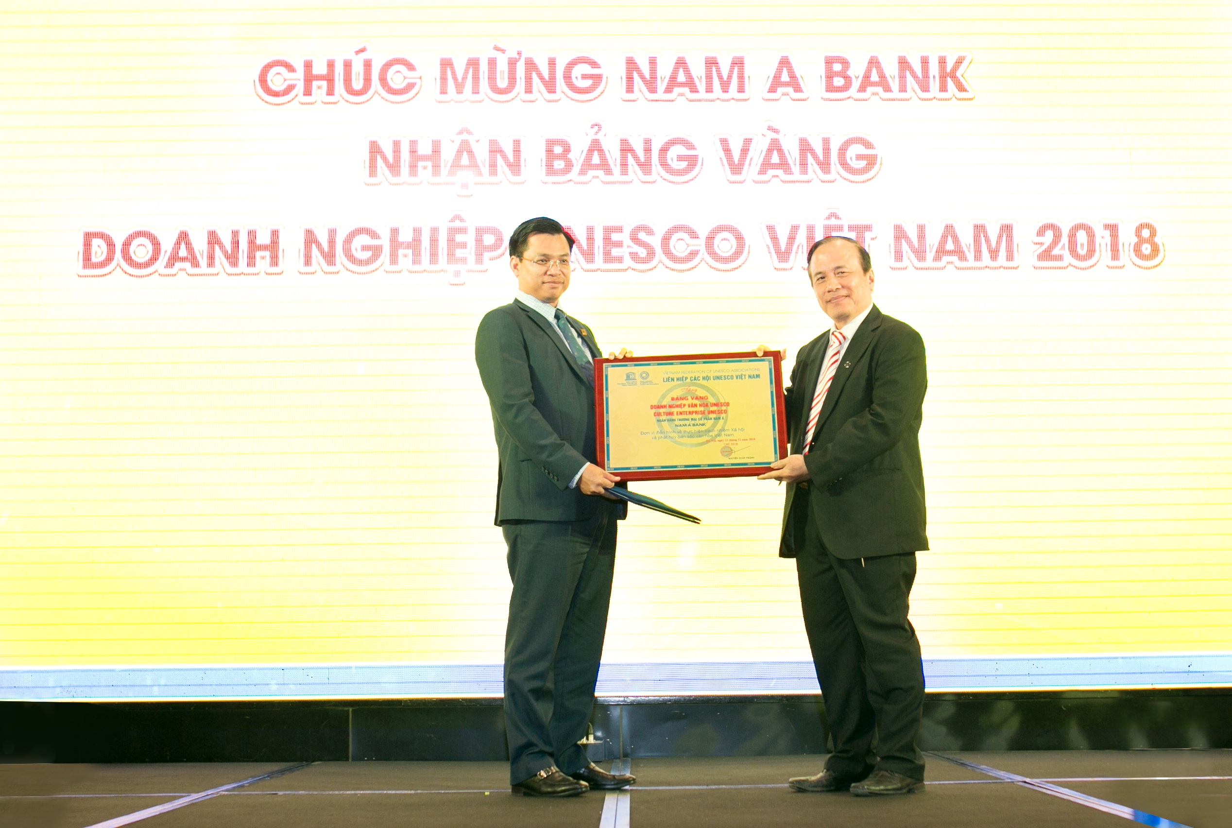 Nam A Bank công bố dự án cộng đồng 'Tôi chọn sống xanh' 2