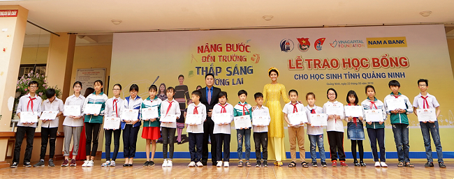 Nam A Bank đồng hành cùng Hoa hậu hoàn vũ Việt Nam 2019 1