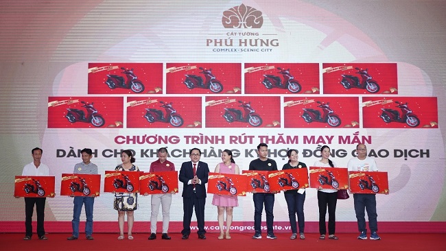 Cát Tường Phú Hưng giao dịch với hơn 2.000 khách hàng 1
