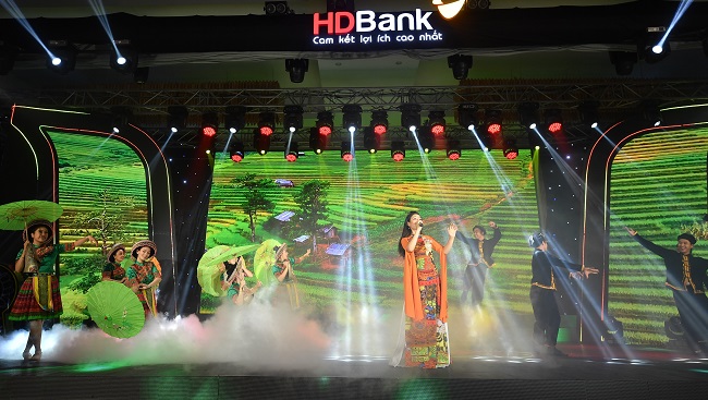 Kỷ niệm 30 năm hoạt động, ngày hội lớn của cán bộ nhân viên HDBank 8