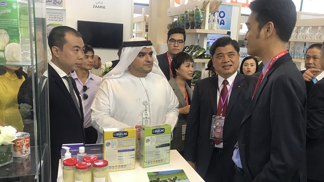 Vinamilk ký hợp đồng xuất khẩu sữa 20 triệu USD tại Hội chợ Gulfood Dubai 2020