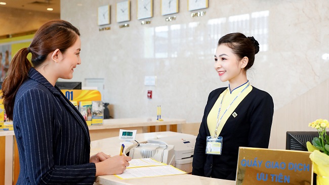Trải nghiệm chất lượng dịch vụ 5 sao tại ngân hàng, tại sao không?