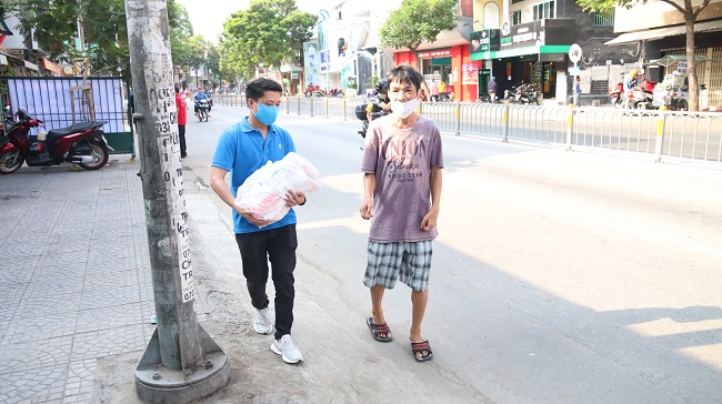 Không hành động một mình, các doanh nghiệp chung tay đẩy lùi dịch bệnh Covid-19 2