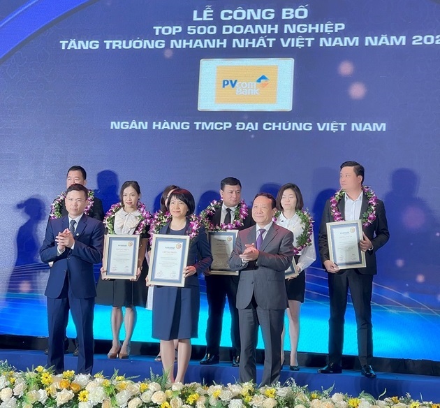 PVcomBank trong Top 500 doanh nghiệp tăng trưởng nhanh nhất Việt Nam năm 2021