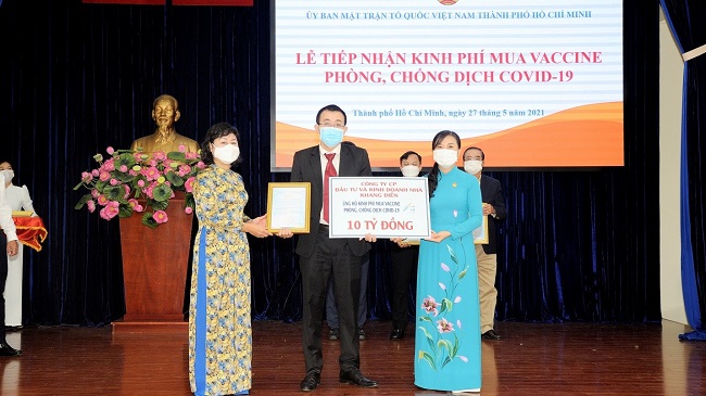 Trong tâm dịch Covid-19, doanh nghiệp vẫn giữ vững “mục tiêu kép”, sẵn sàng chung tay vì cộng đồng