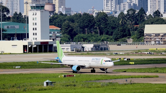 200 y bác sĩ từ miền Trung vào TP.HCM chống dịch bằng chuyên cơ của Bamboo Airways