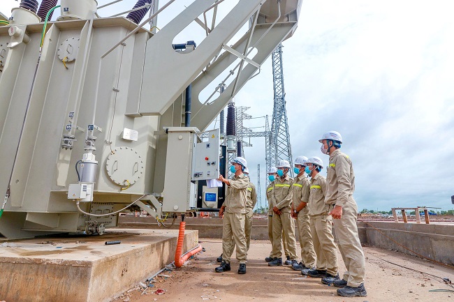 Hoàn thành lắp đặt turbine, nhà máy Điện gió Kosy Bạc Liêu sẵn sàng về đích 3