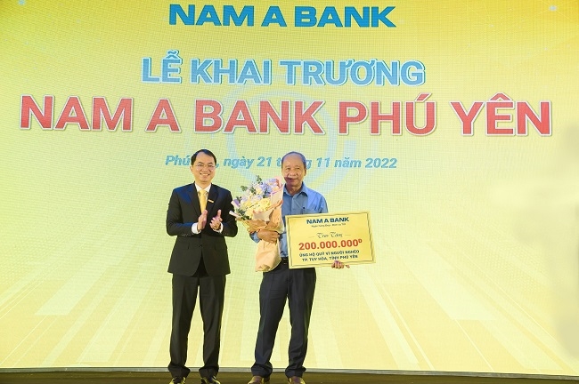 Nam A Bank 'phủ sóng' mạng lưới tại nhiều khu vực 2