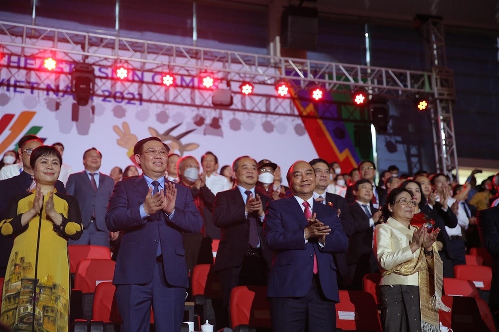 Mãn nhãn với màn trình diễn nghệ thuật đầy màu sắc tại khai mạc SEA Games 31 5