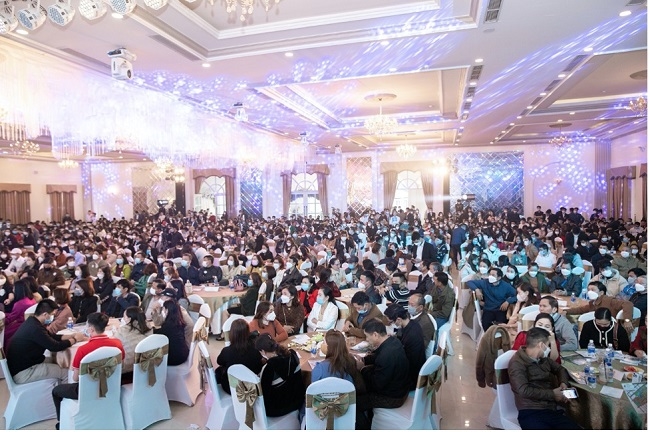 'Siêu phẩm' nhà phố thương mại dần thành hình giữa trung tâm thành phố Đông Hà 2