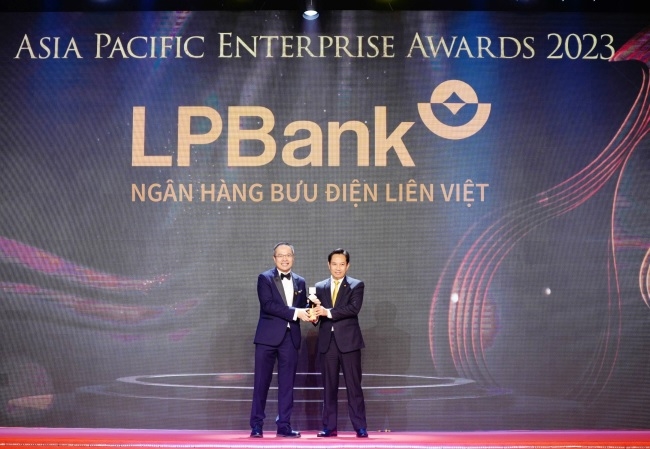 LPBank tiếp tục nhận giải thưởng Doanh nghiệp xuất sắc châu Á năm 2023