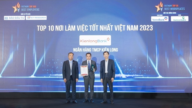 KienlongBank lọt Top 10 nơi làm việc tốt nhất Việt Nam ngành ngân hàng