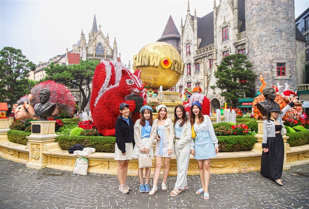 'Mùa Giáng sinh trên mây' hấp dẫn du khách đến Sun World Ba Na Hills 1