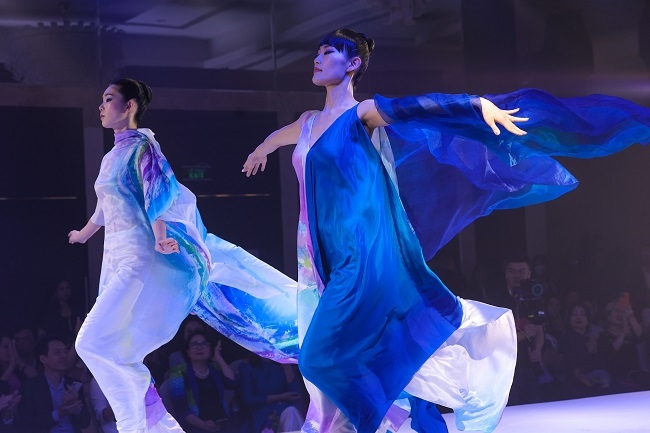 Cùng thưởng thức những sắc màu văn hóa ấn tượng tại Kimono – Aodai Fashion Show 5