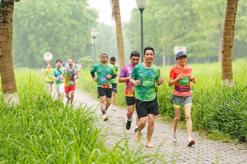 Dàn elite và gần 4000 vận động viên đổ bộ Ecopark Marathon 2024 9