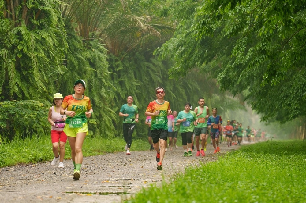 Dàn elite và gần 4000 vận động viên đổ bộ Ecopark Marathon 2024 2