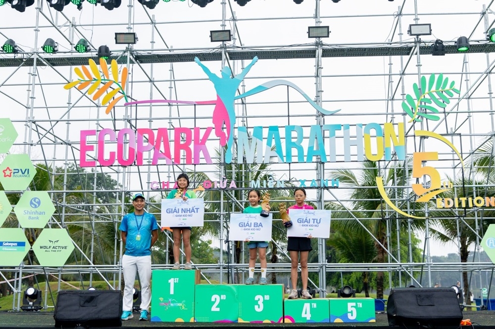 Dàn elite và gần 4000 vận động viên đổ bộ Ecopark Marathon 2024 7