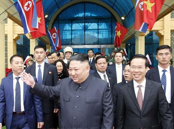 Những hình ảnh đầu tiên của Chủ tịch Triều Tiên Kim Jong-un tại Việt Nam 10