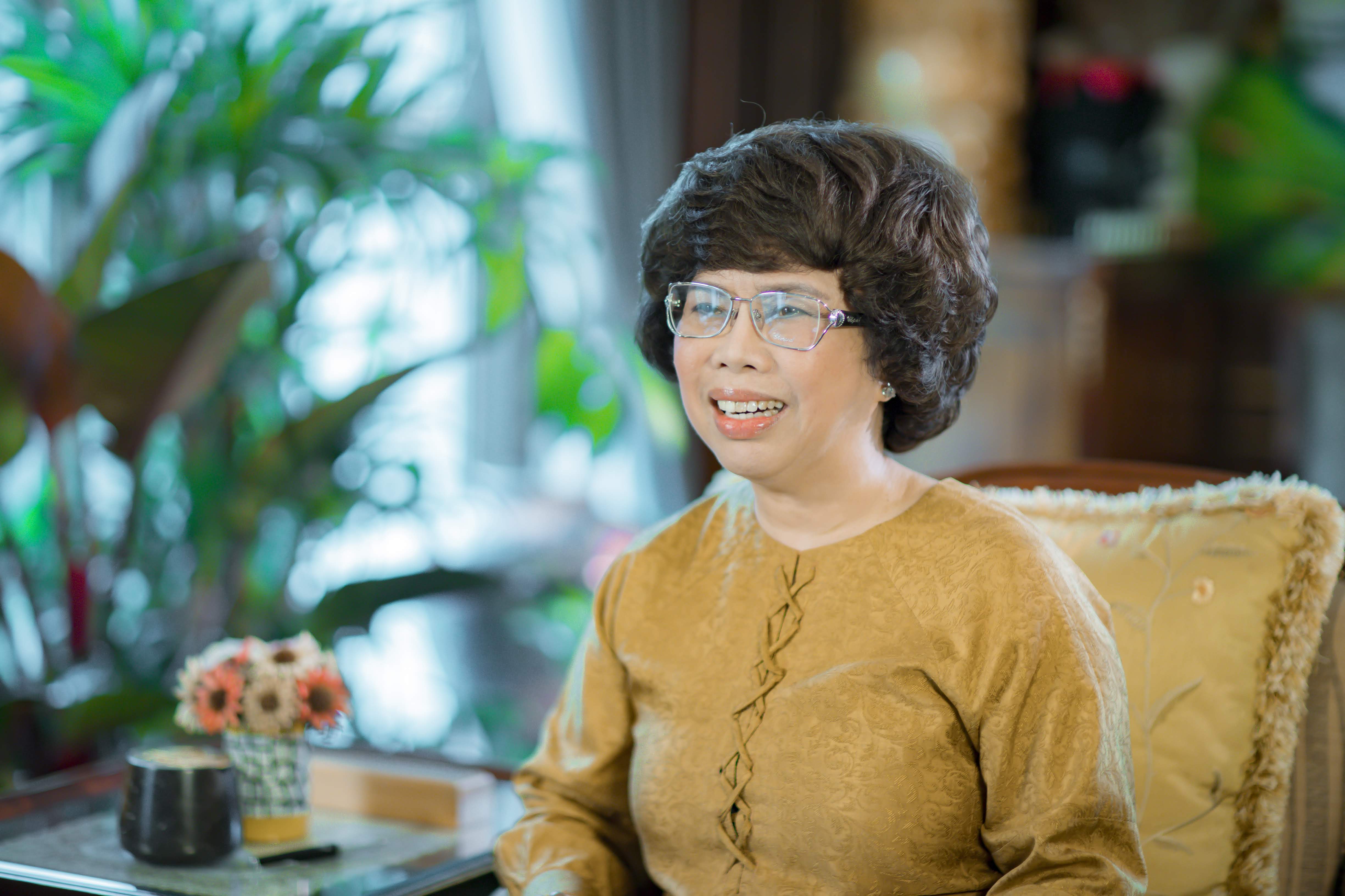 Nhà sáng lập tập đoàn TH: Dấn thân vào thương nghiệp bằng tấm lòng người mẹ 1