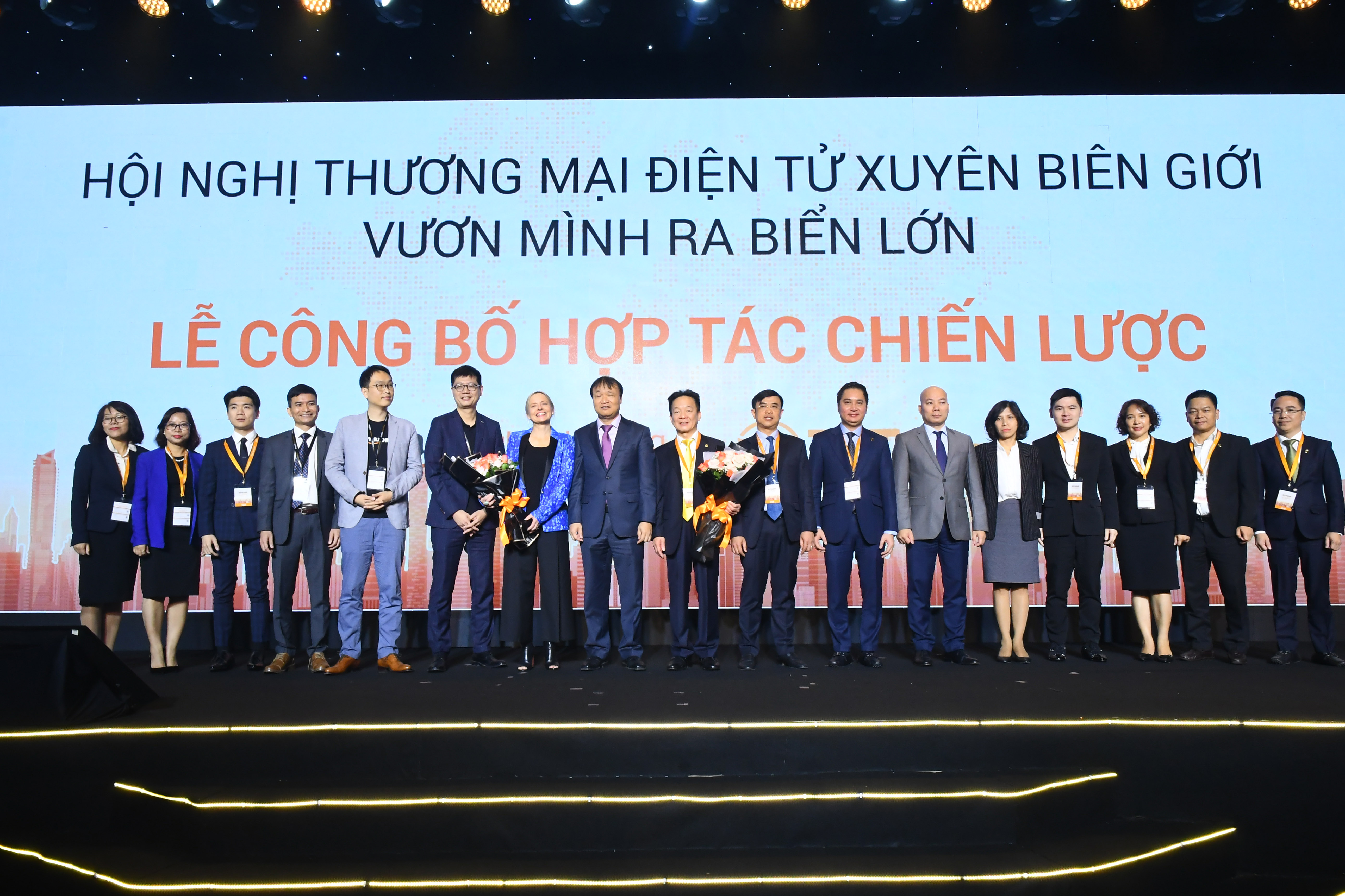 T&T Group, SHB bắt tay hợp tác chiến lược với Amazon