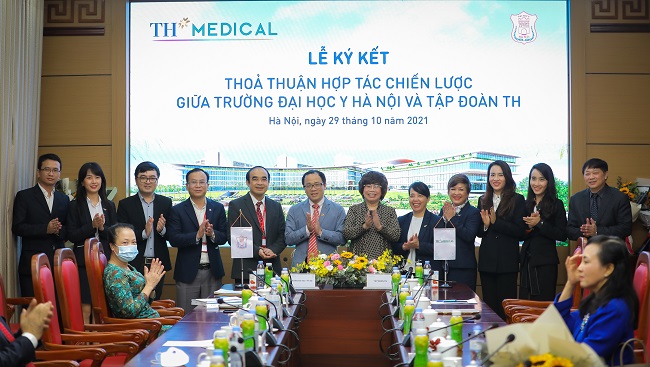 Tập đoàn TH hợp tác chiến lược với Đại học Y Hà Nội xây dựng trung tâm nghiên cứu và ứng dụng khoa học tế bào