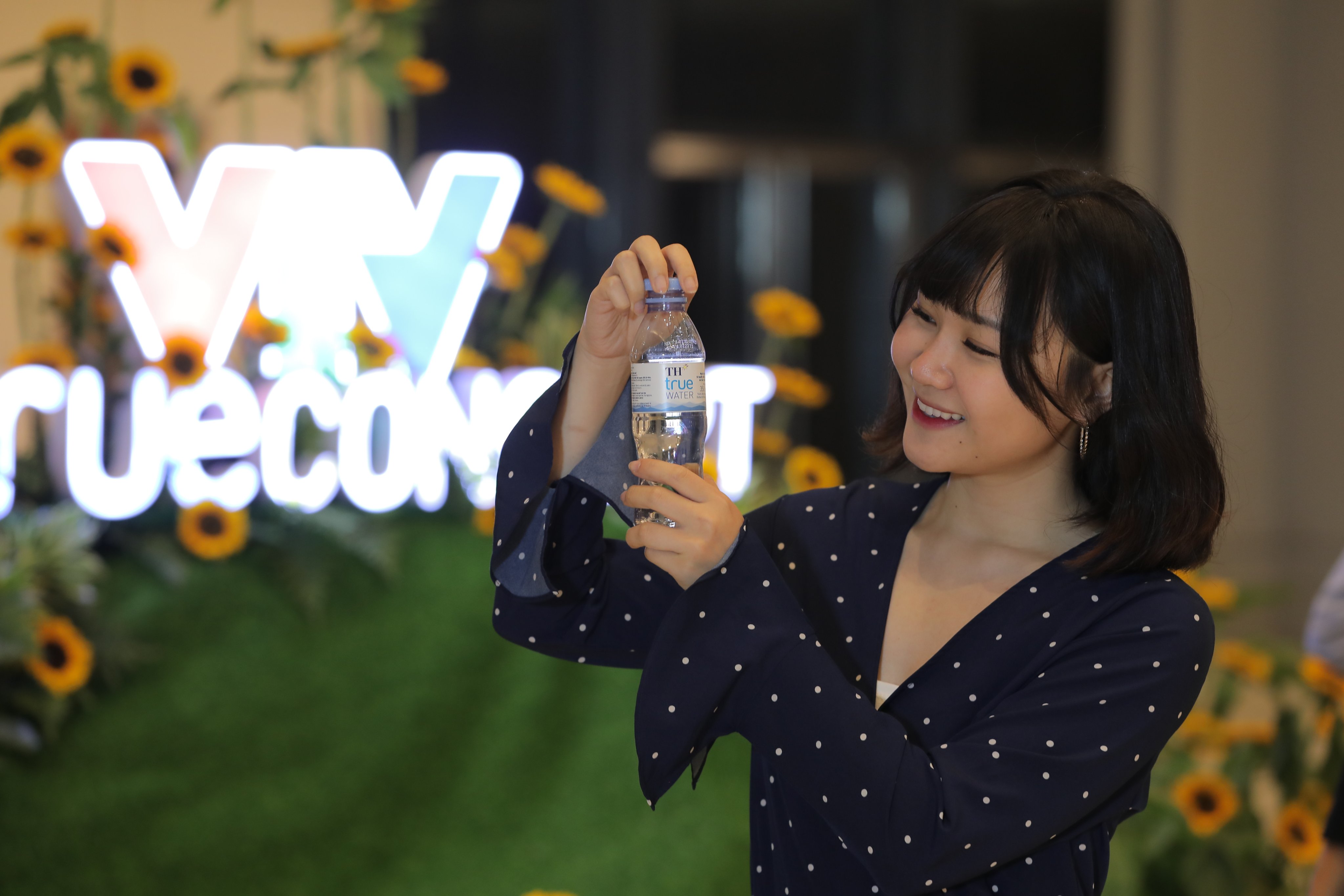 VTV true Concert 2021: Khúc hoan ca vĩnh cửu của Nước và Mẹ Thiên nhiên 7 VTV true Concert 2021: Khúc hoan ca vĩnh cửu của Nước và Mẹ Thiên nhiên 7