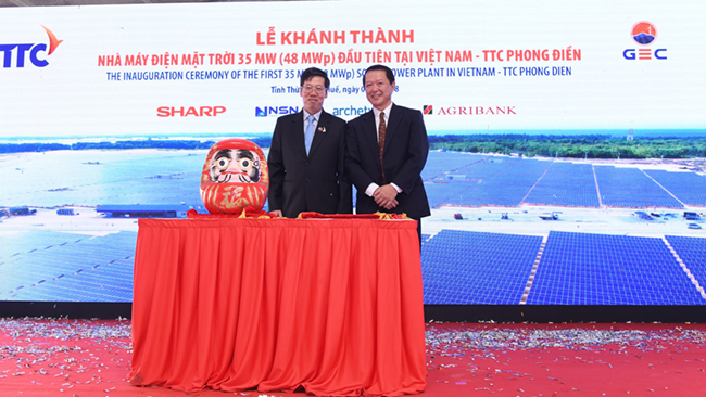 Khánh thành nhà máy điện mặt trời 35MW đầu tiên tại Việt Nam