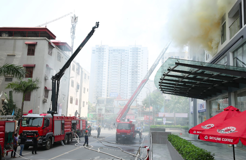 Hàng trăm cư dân Imperia Garden hào hứng tham gia diễn tập phòng cháy chữa cháy 2