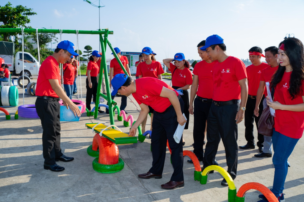 Quảng Bình: 1.000 thanh niên xung kích tham gia chiến dịch làm sạch biển 4