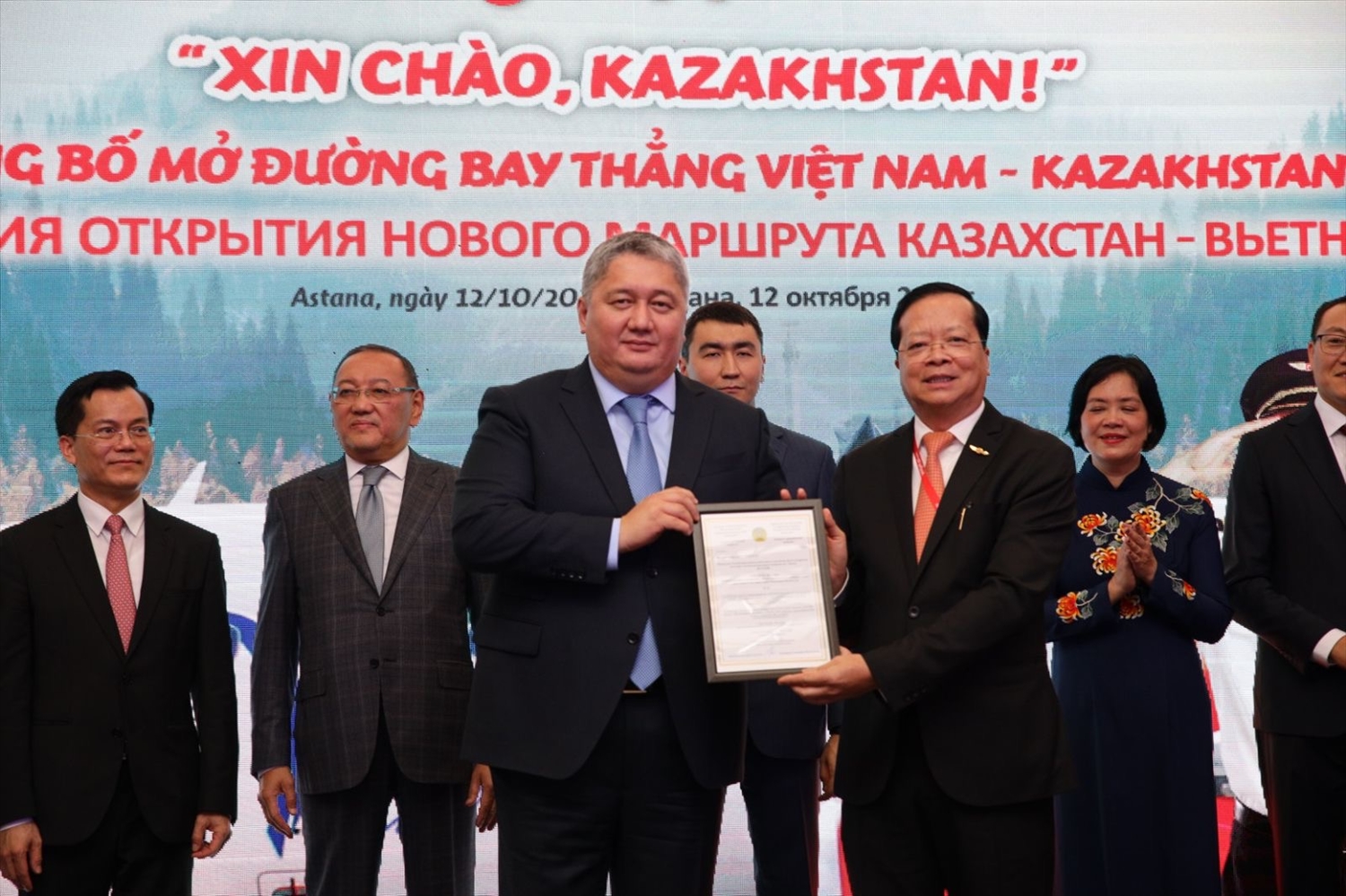 Cơ hội khám phá Việt Nam dành cho du khách Kazakhstan với  đường bay thẳng của Vietjet 1