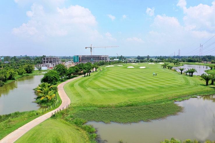 Vì sao biệt thự thương mại tại Làng sinh thái golf thu hút khách hàng? 2