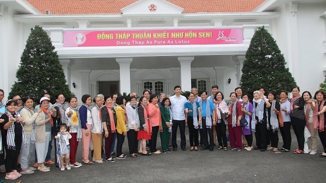 Câu đối hay thành slogan hành động 2