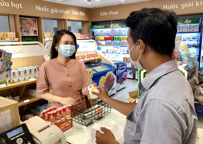 Vinamilk mừng sinh nhật 45 năm sữa đặc Ông Thọ 1