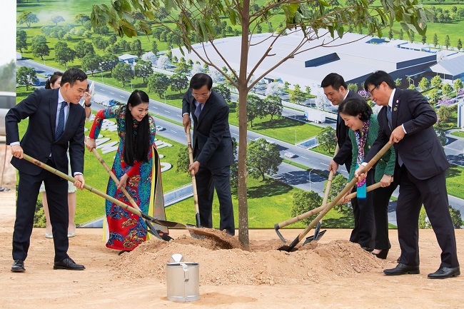 Vinamilk & SoJitz Nhật Bản khởi công tổ hợp chăn nuôi - chế biến thịt bò Vinabeef Tam Đảo nhân kỉ niệm 50 năm quan hệ ngoại giao Việt - Nhật 1