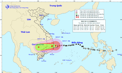 Bão số 12 sáng nay đổ bộ đất liền