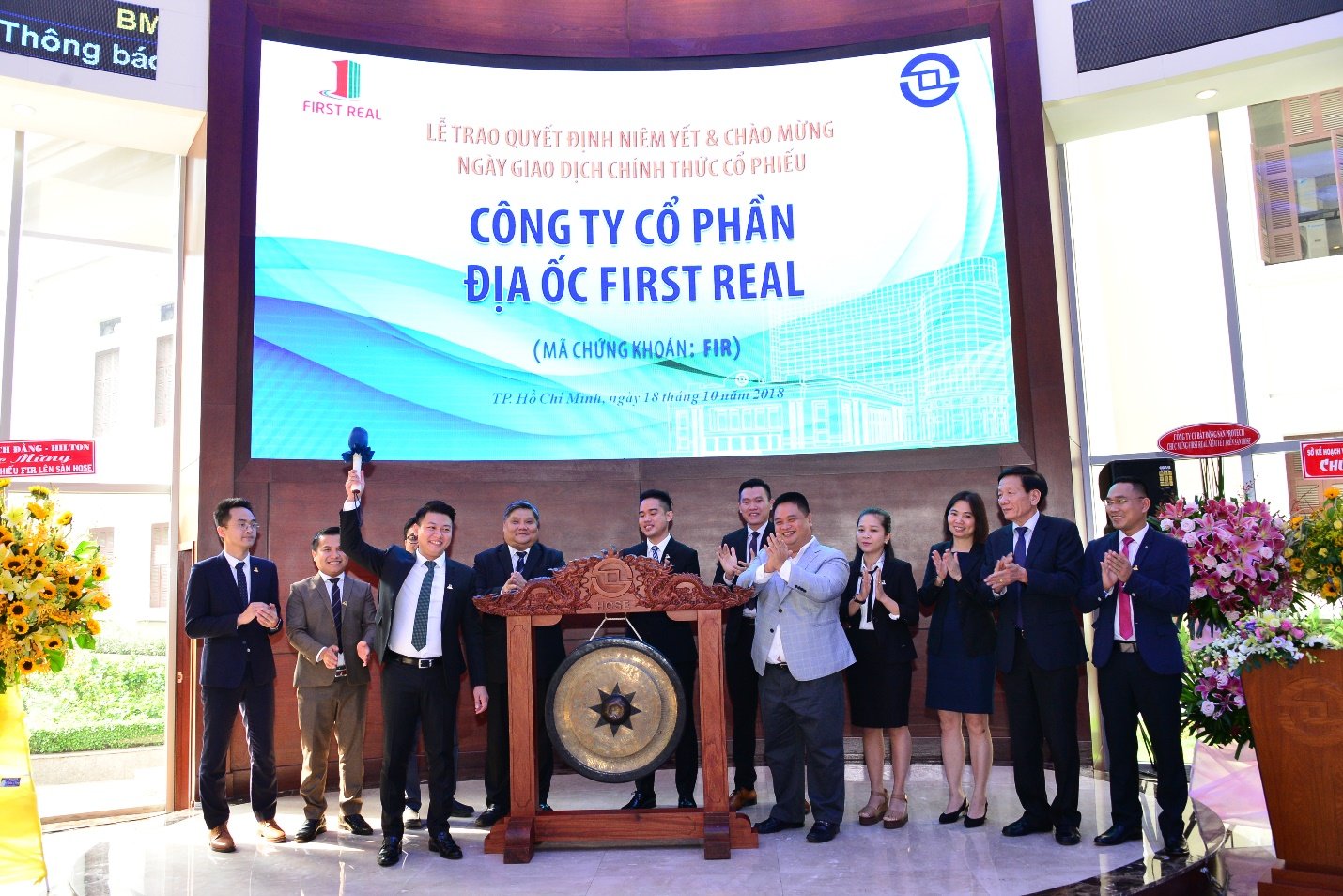 Cổ phiếu First Real tăng trần 10 phiên liên tiếp