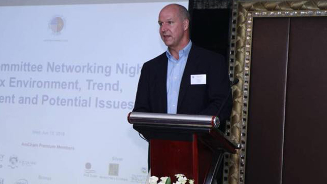 Cựu Chủ tịch Amcham Vietnam Mark Gillin: Với Việt Nam, cuộc chiến thương mại Mỹ - Trung xấu ít, tốt nhiều