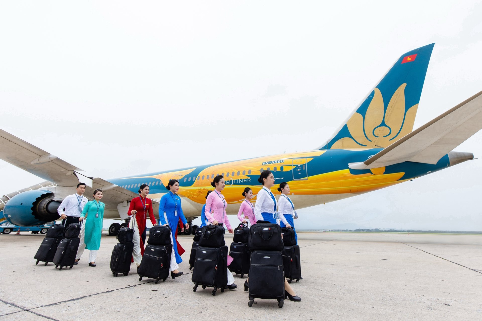Vietnam Airlines tái hiện lịch sử đồng phục tiếp viên qua triển lãm đặc biệt Vietnam Airlines tái hiện lịch sử đồng phục tiếp viên qua triển lãm đặc biệt