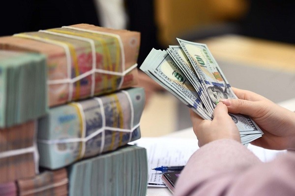 Ngân hàng Nhà nước tiếp tục hạ lãi suất điều hành thêm 0,5%, áp dụng từ 25/5